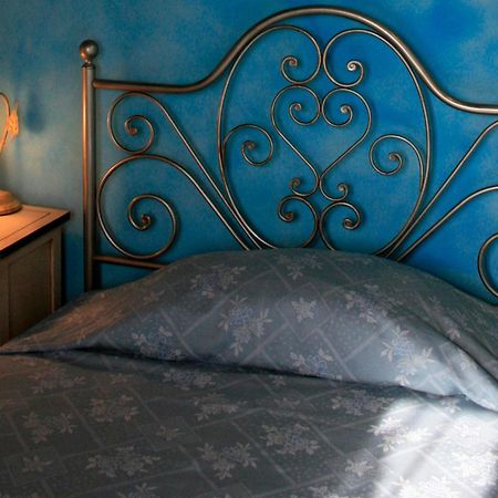 Hotel Agriturismo Fara Montegiorgio Pokoj fotografie