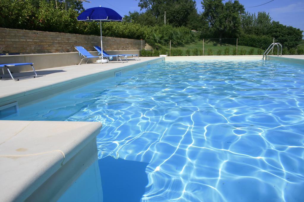 Hotel Agriturismo Fara Montegiorgio Pokoj fotografie